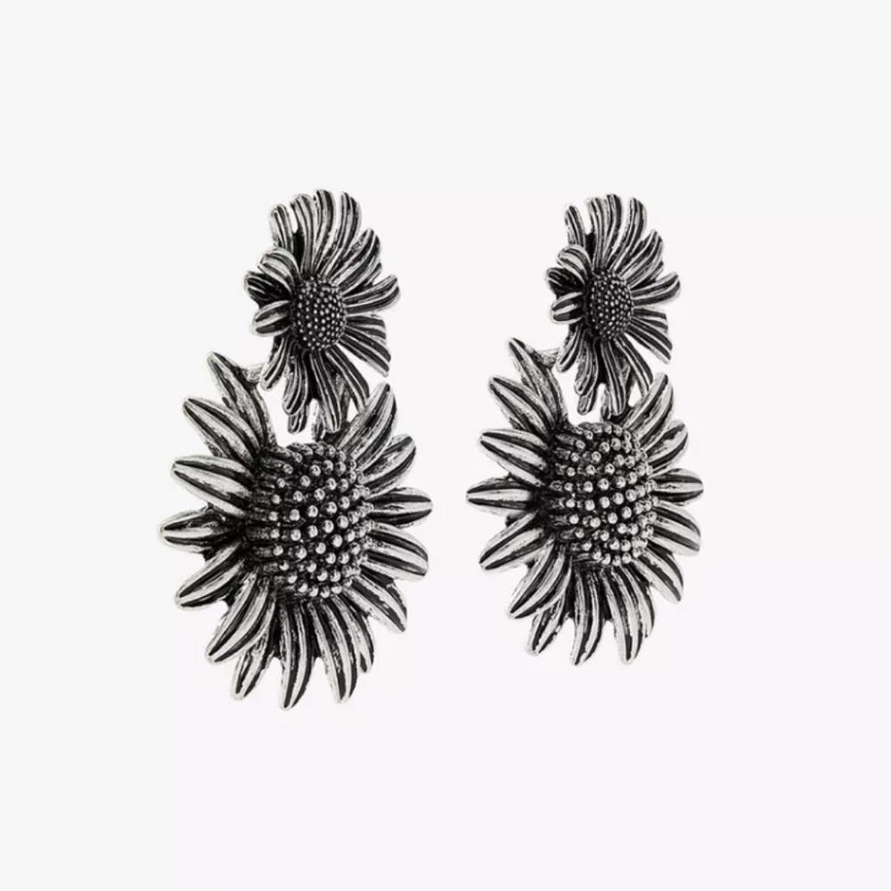 ZARA Double Flower Earrings - Picture 3 of 13